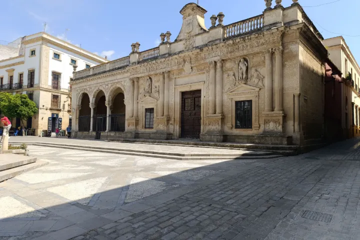 Arquitectura histórica en el centro de Jerez de la Frontera